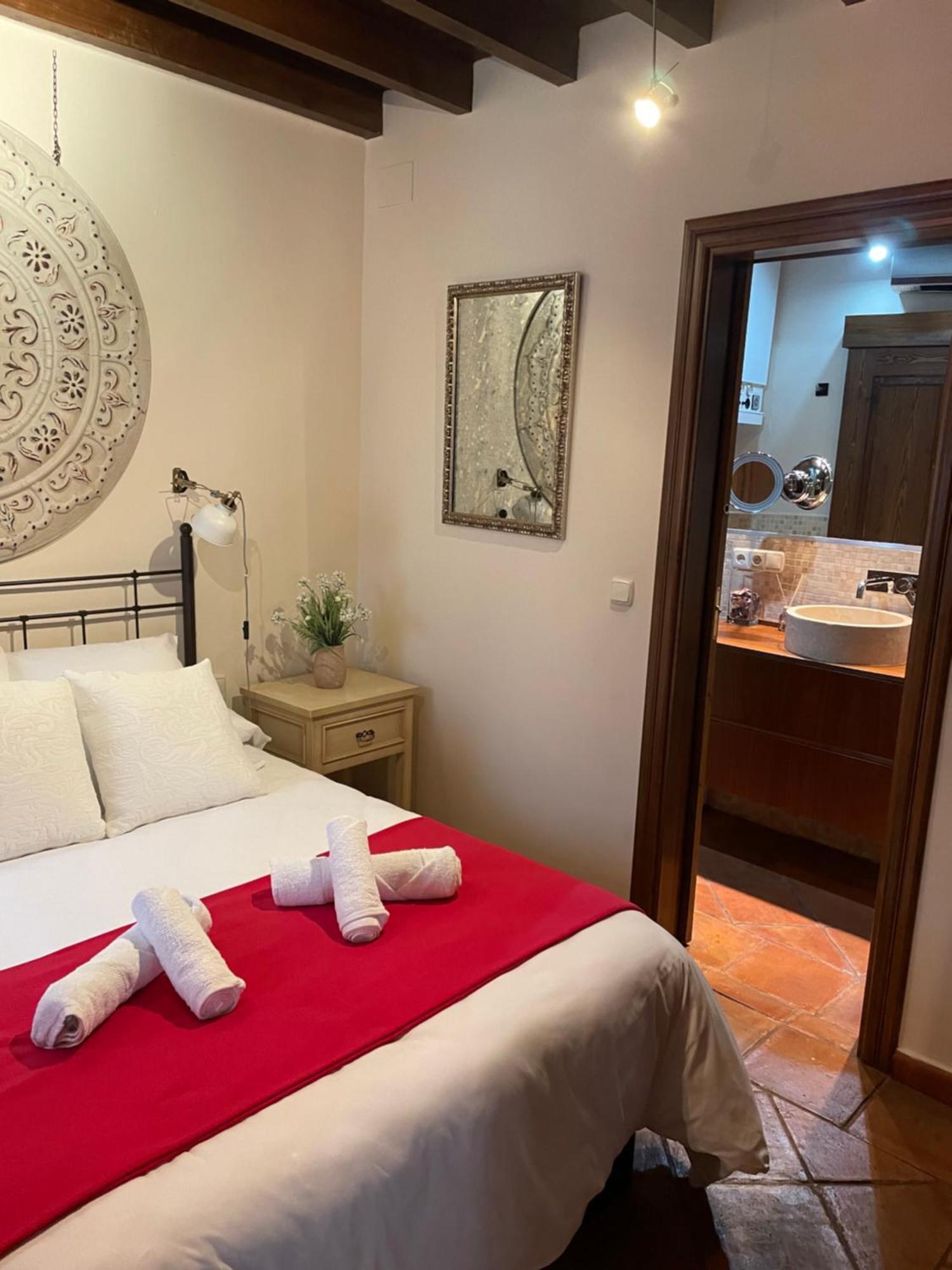 Sleep In Historic Puerta Elvira Granada Exterior foto